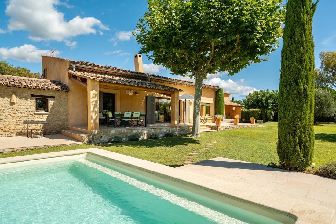 House in Vaugines, Provence-Alpes-Côte d'Azur, France 2 - 16132219