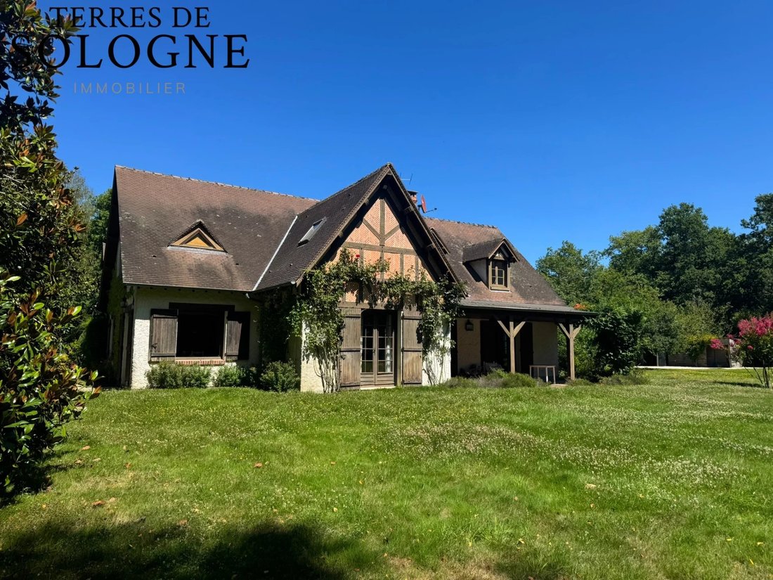 Estate in Chaon, Centre-Val de Loire, France 1 - 16133892