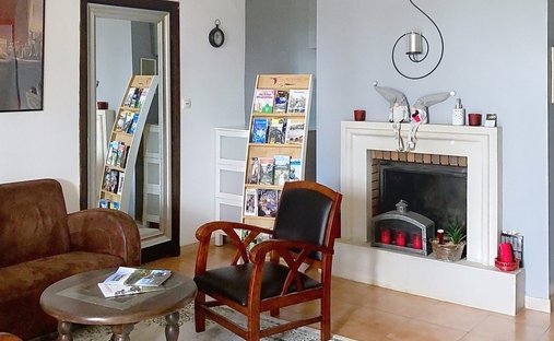 Elegant XI Xth Century Castle Beautiful Park Pool