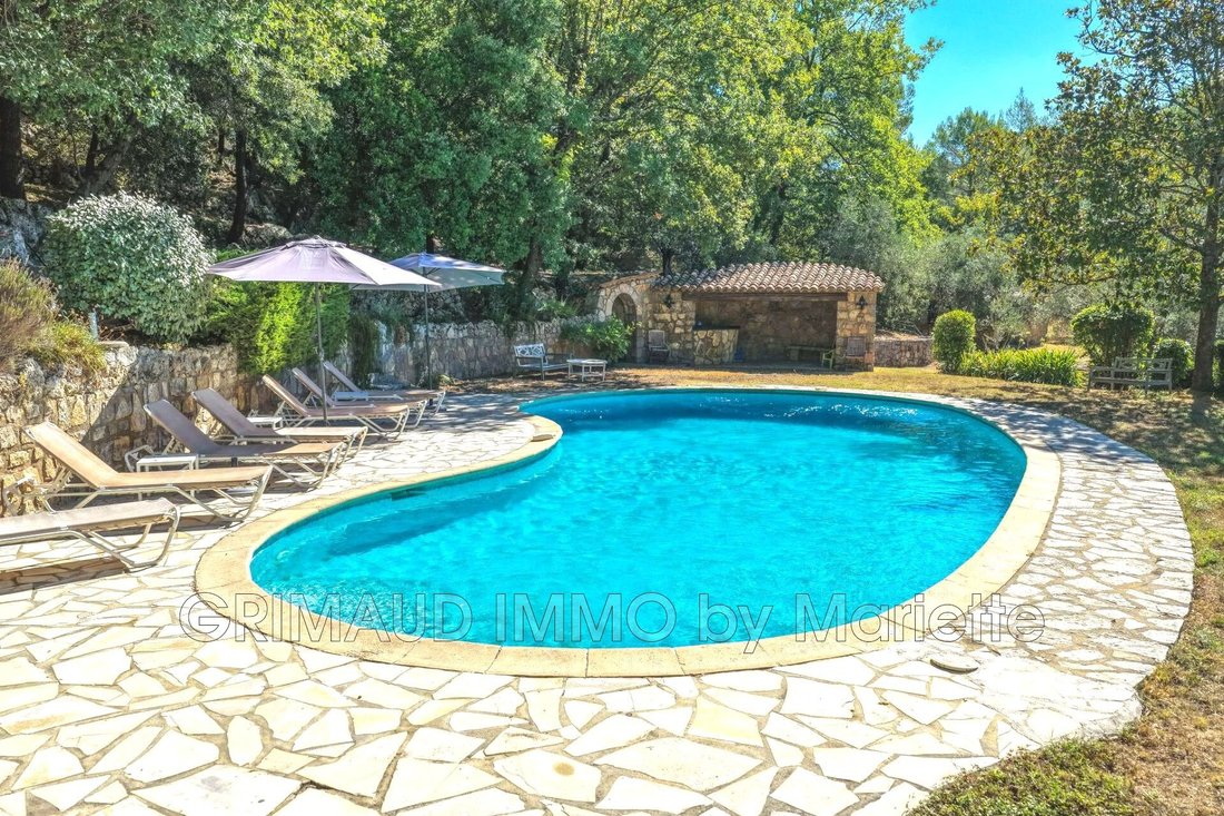 Villa in Callas, Provence-Alpes-Côte d'Azur, France 2 - 14892153