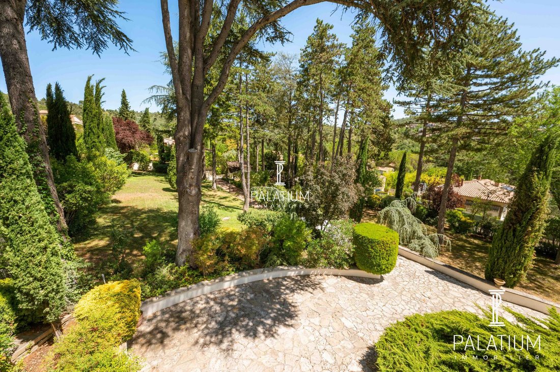House in Greoux-les-Bains, Provence-Alpes-Côte d'Azur, France 4 - 16020857