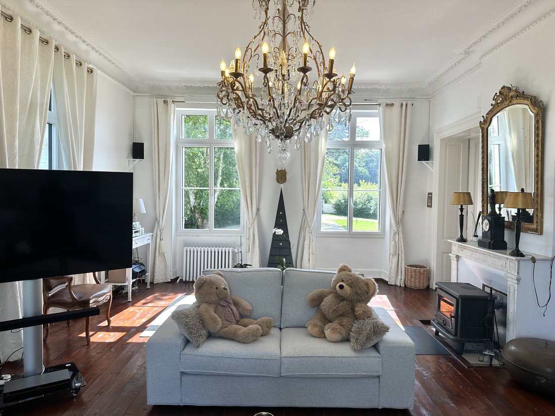 Château Whispers: A Timeless Manor Amidst Monbazillac’s Golden Vines - 5