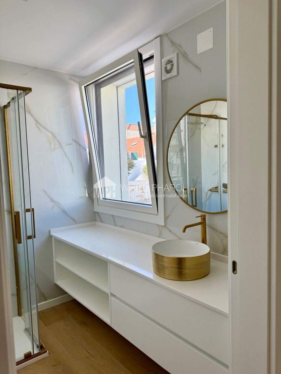 Townhouse in Caparica e Trafaria, Setubal, Portugal 2 - 16133785