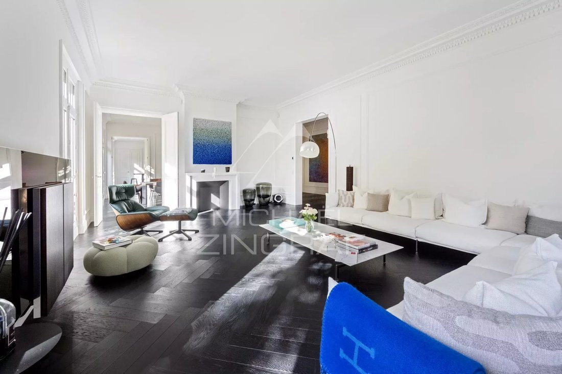 Apartment in Porte Dauphine, Paris 16e Arrondissement, Paris 5 - 16129811
