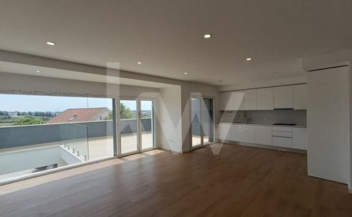 Townhouse in Almada, Cova da Piedade, Pragal e Cacilhas, Setubal, Portugal 1