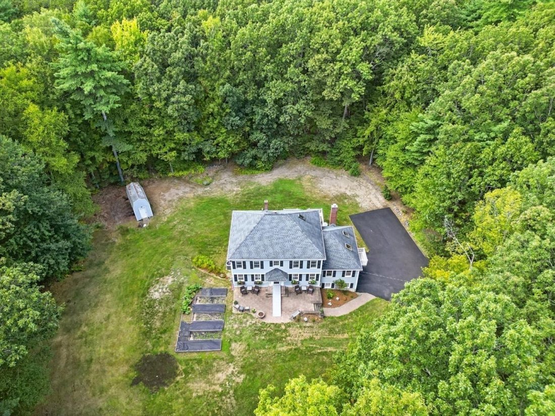 House in Pepperell, Massachusetts, United States 3 - 16134126