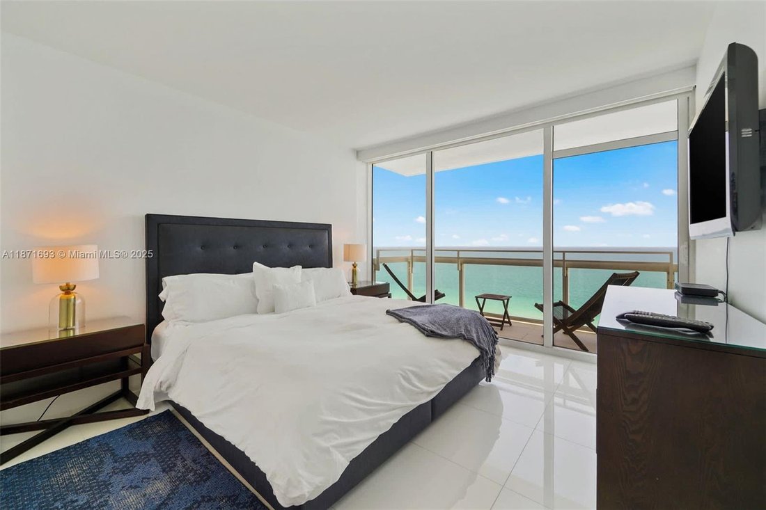 Condo in Miami Beach, Florida, United States 2 - 16132796