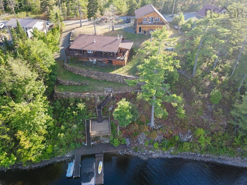 House in Mount Uniacke, Nova Scotia, Canada 3 - 16131431