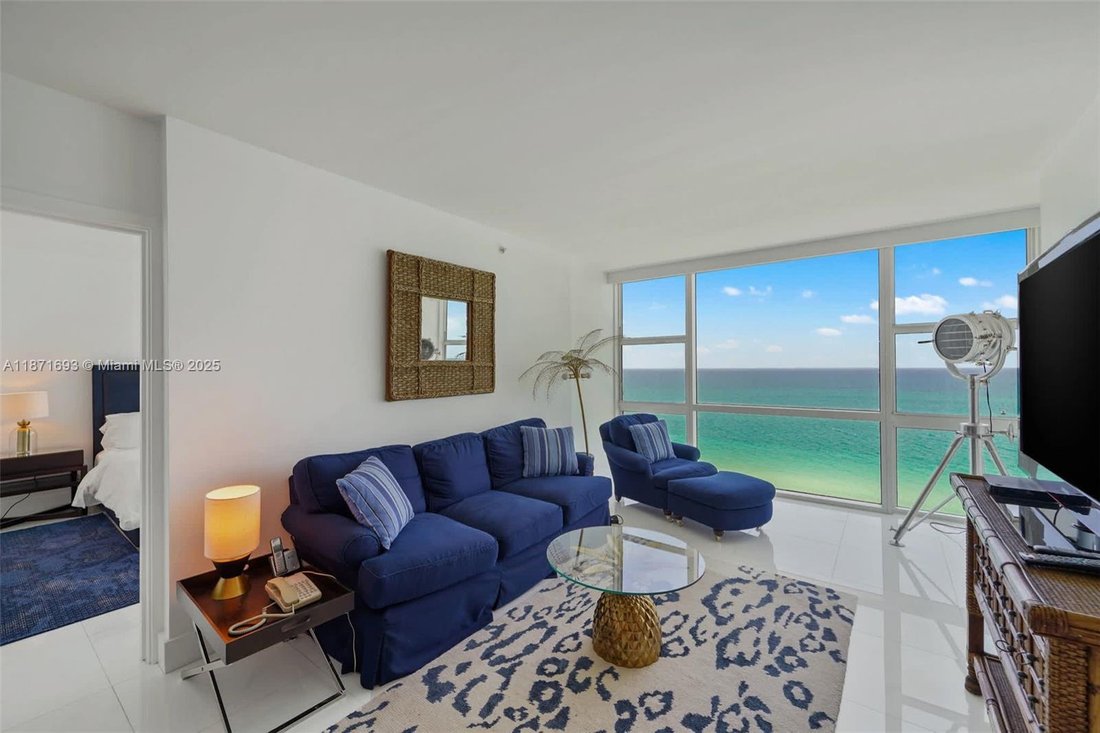 Condo in Miami Beach, Florida, United States 3 - 16132796