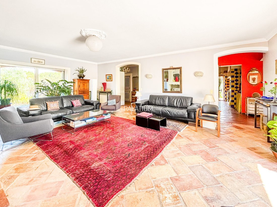 House in Ville-Les Saquedes-Le Bouillonnet, Sainte-Maxime, France 4 - 15823004