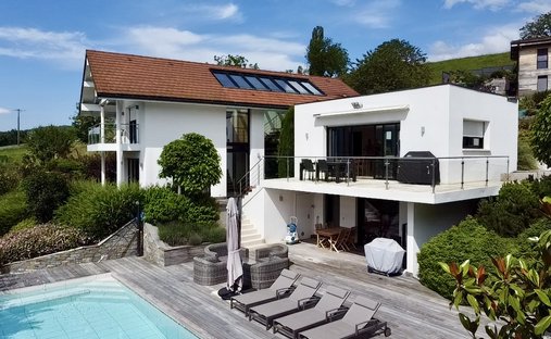 Villa in Gresy-sur-Aix, Auvergne-Rhône-Alpes, France 1