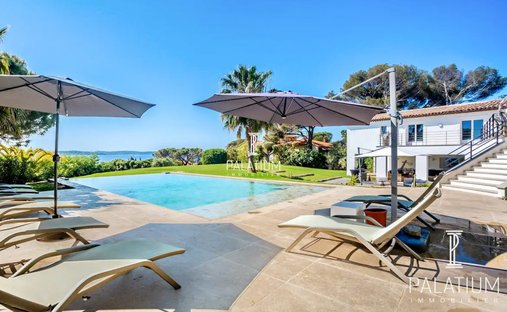 Villa in Ville-Les Saquedes-Le Bouillonnet, Sainte-Maxime, France 1