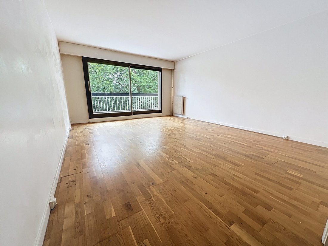 Apartment in Domaine National du Château, Versailles, France 2 - 16135046