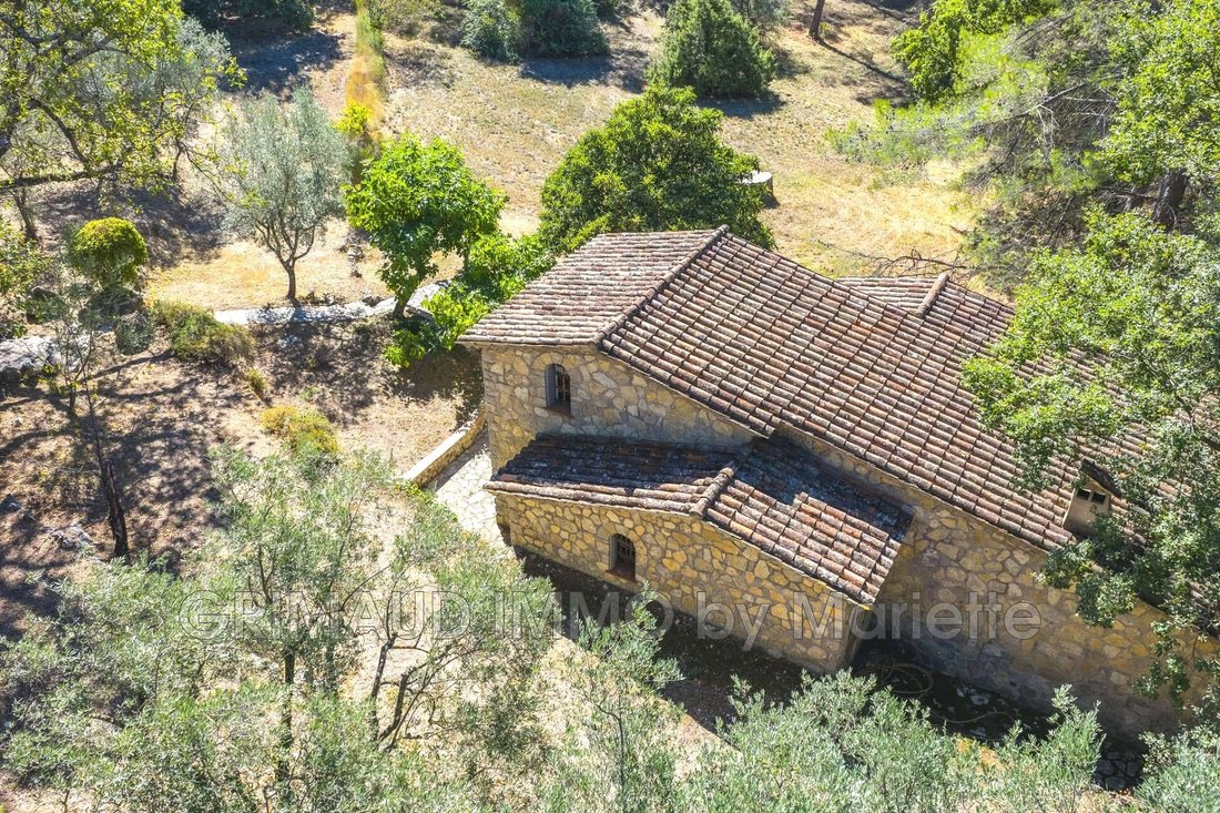 Villa in Callas, Provence-Alpes-Côte d'Azur, France 5 - 14892153