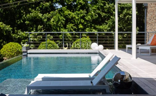Villa à Cadillac-sur-Garonne, Nouvelle-Aquitaine, France 1