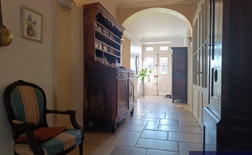 Castle for Sale in Barbezieux-Saint-Hilaire, Nouvelle-Aquitaine, France