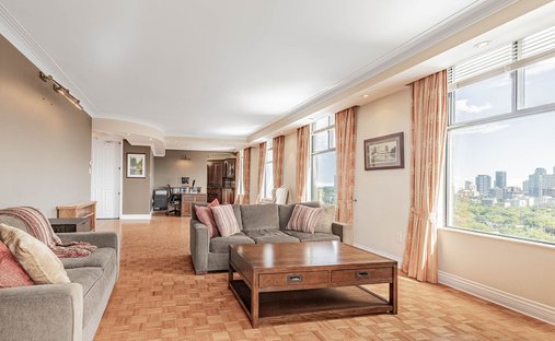 Condo in Toronto, Ontario, Canada 1