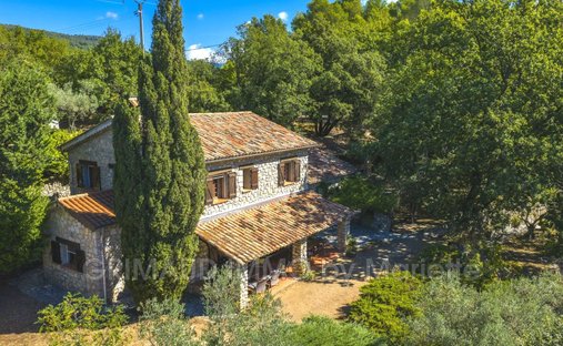 Villa in Callas, Provence-Alpes-Côte d'Azur, France 1