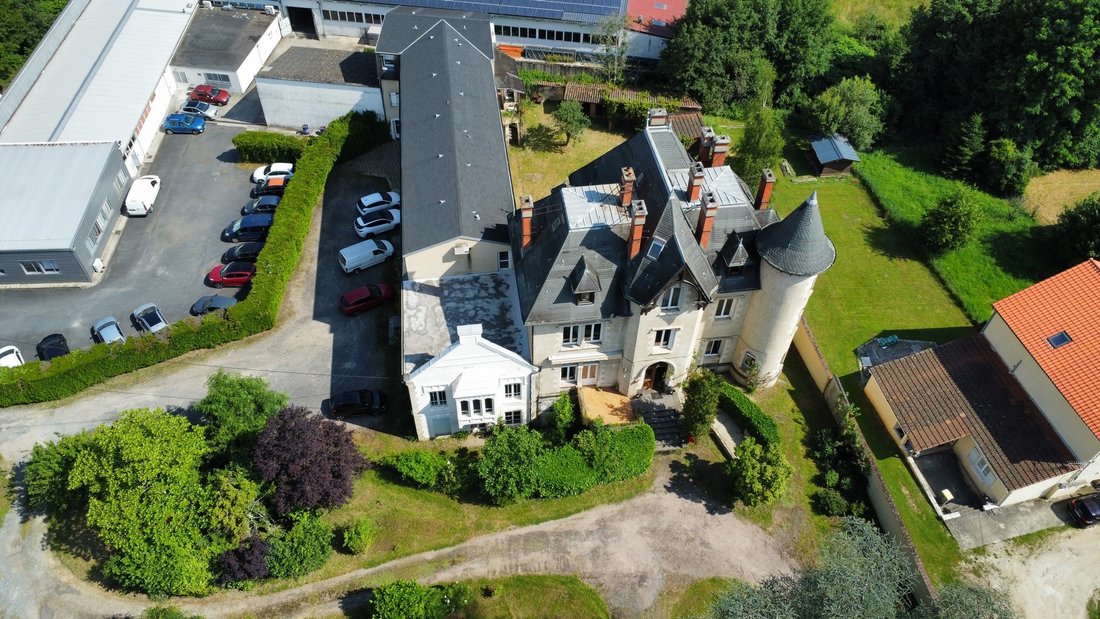 La Tour des Rêves: A Neo-Gothic Masterpiece in Auvergne’s Heart