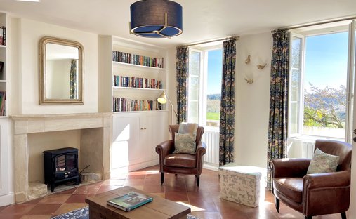 Castle for Sale in Monségur, Nouvelle-Aquitaine, France