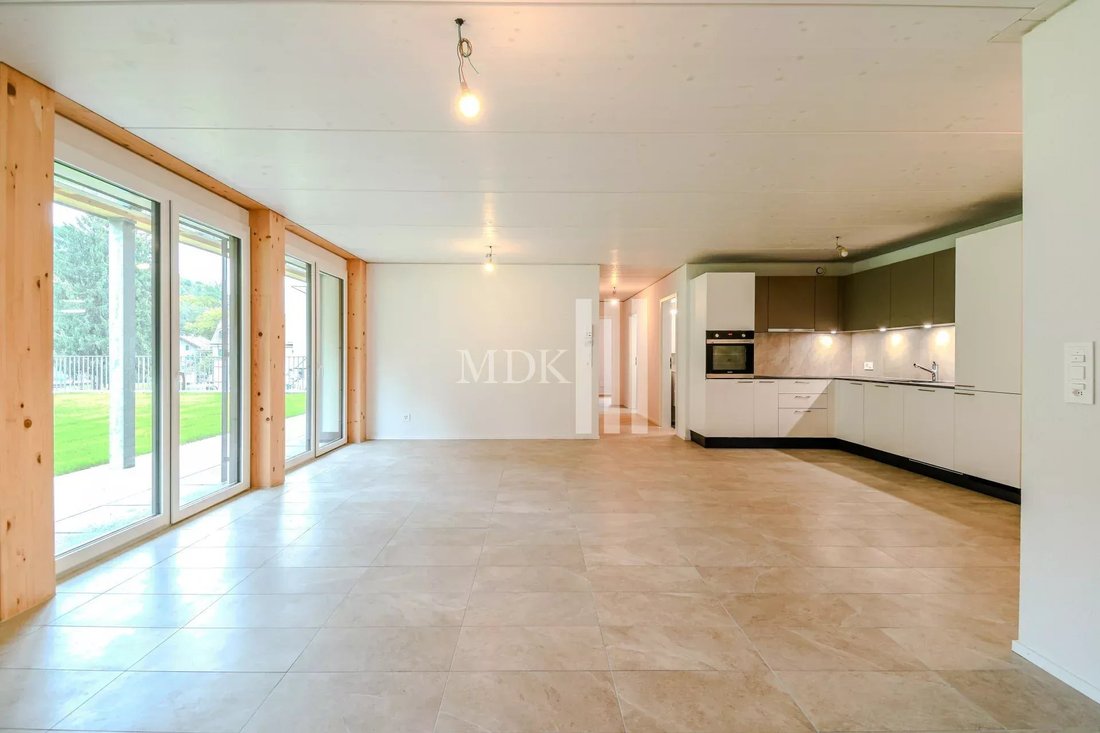 Magnificent Ground Floor Apartment With Garden