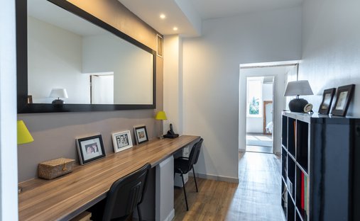 Castle for Sale in Villefranche-sur-Saone, Auvergne-Rhône-Alpes, France