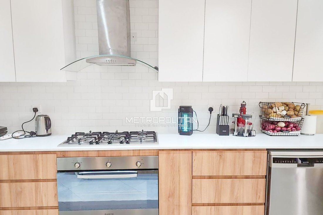 Townhouse in JVC / Jumeirah Village Circle, Dubai, United Arab Emirates 5 - 16131525