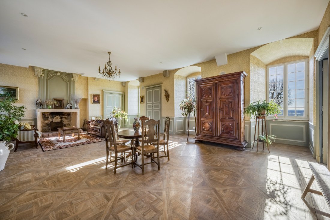 A Sunlit Medieval Château Between Geneva & Lyon’s Golden Light - 5