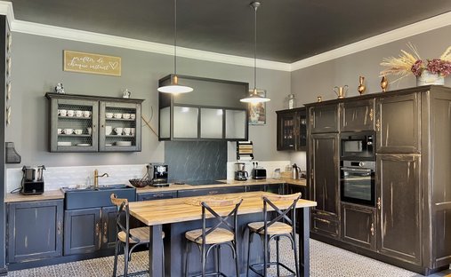 Castle for Sale in Marmande, Nouvelle-Aquitaine, France