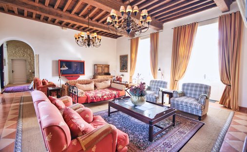 Castle for Sale in Monségur, Nouvelle-Aquitaine, France