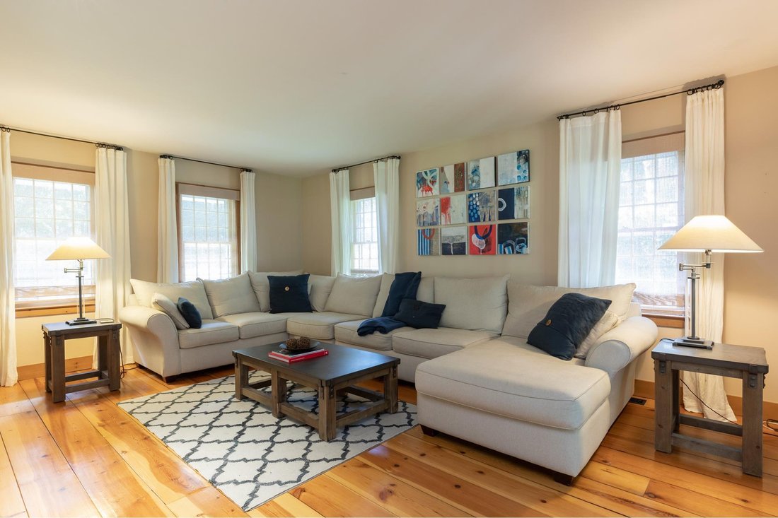 Southampton, New York, United States 4 - 15879406