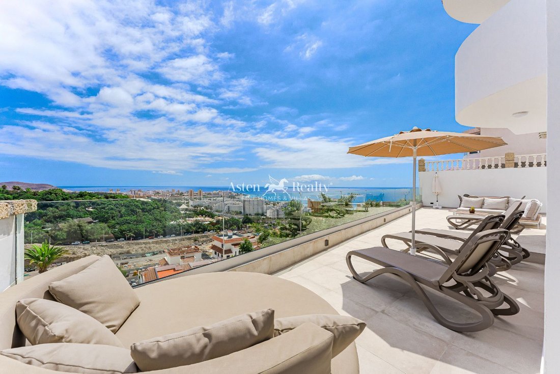 Villa in Costa Adeje, Adeje, Canary Islands 1 - 16129720