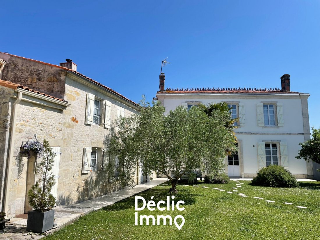 House in Sainte-Soulle, Nouvelle-Aquitaine, France 2 - 16130449