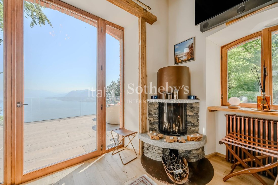 House in Stresa, Piedmont, Italy 3 - 16011863