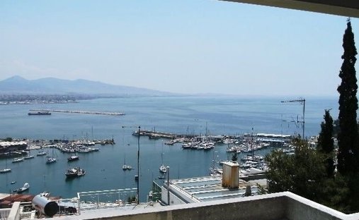 Wohnung in 2nd District of Piraeus, Piraeus, Griechenland 1