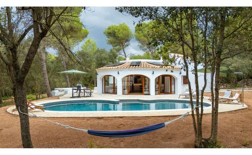 Casa de Campo en Ferrerías, Islas Baleares, España 1