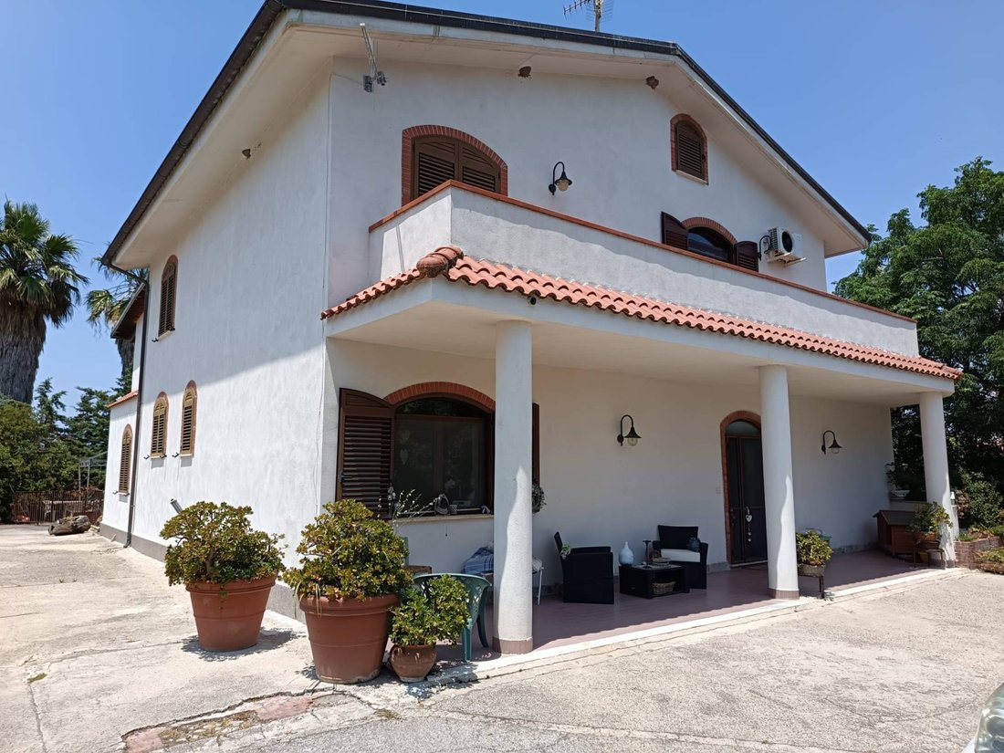 Villa in Paestum, Campania, Italy 1 - 16132715