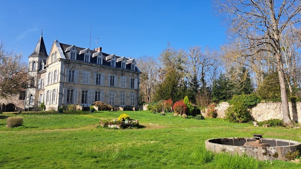 Château des Rêves Éternels: A Napoleon III Masterpiece in Auvergne’s Embrace