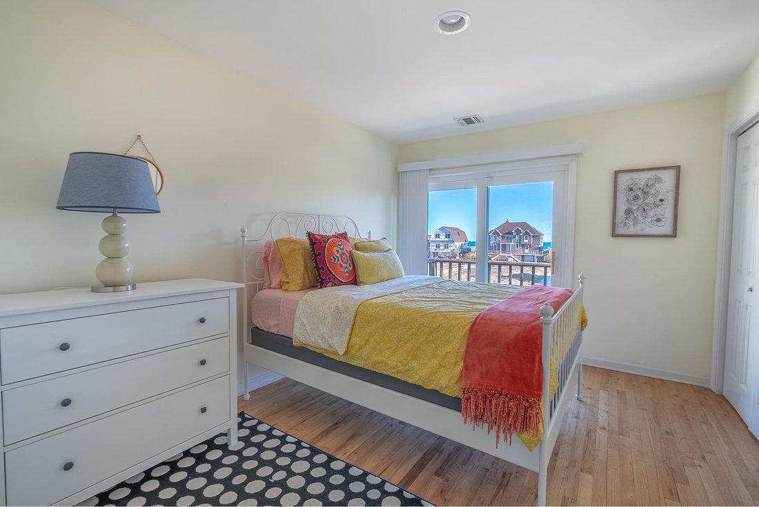 West Hampton Dunes, New York, United States 5 - 15878241