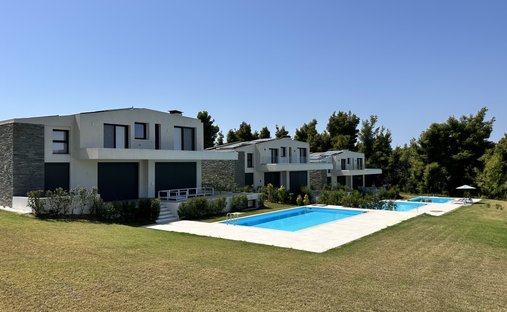 Villa in Kassandra, Macedonia and Thrace, Greece 1