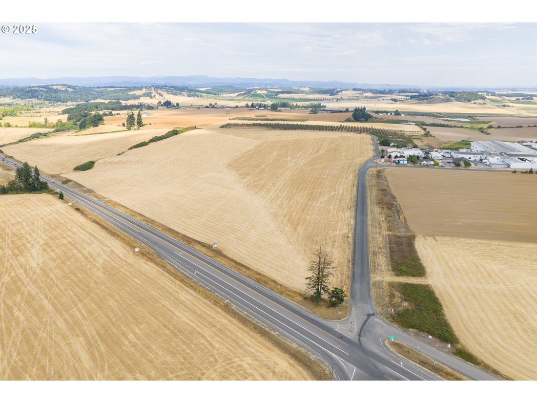 Farm Ranch in Dallas, Oregon, United States 2 - 16133182