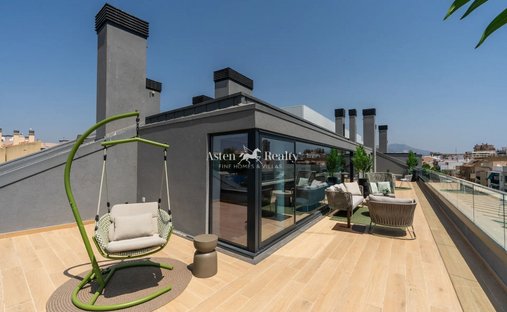 Penthouse in Fuengirola, Andalusia, Spain 1