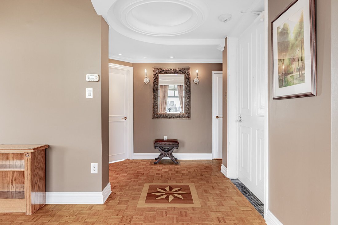Condo in Toronto, Ontario, Canada 4 - 16133671