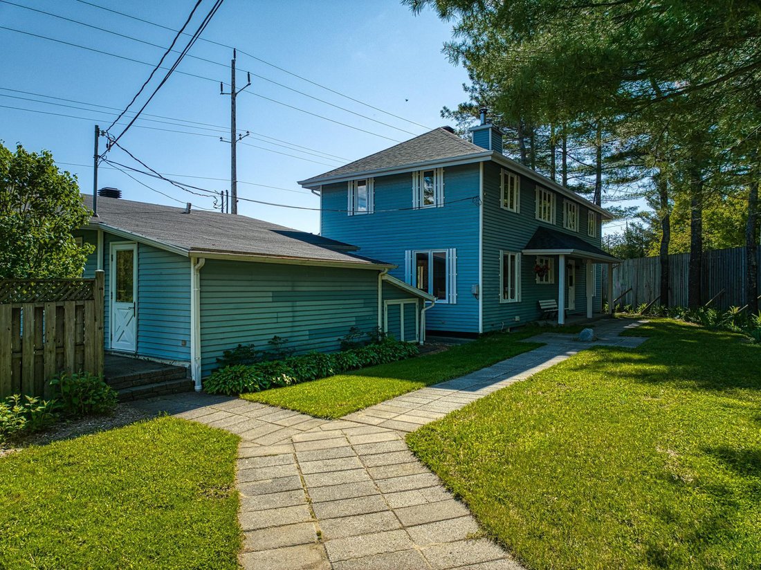 Apartment in East Angus, Quebec, Canada 5 - 15738902