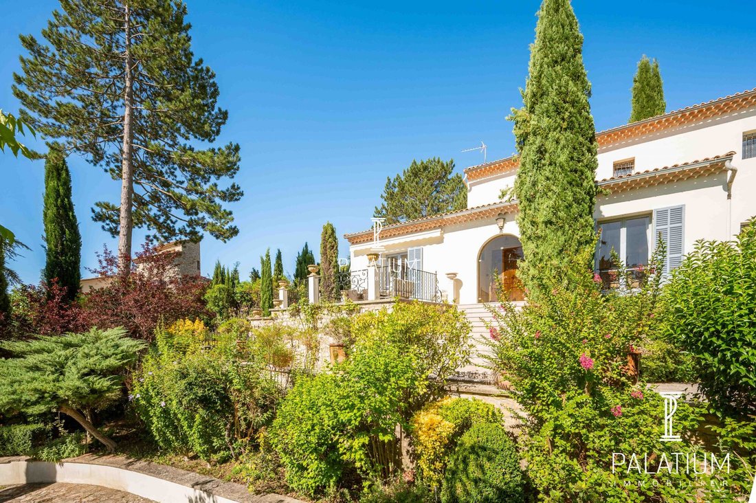 House in Greoux-les-Bains, Provence-Alpes-Côte d'Azur, France 2 - 16020857