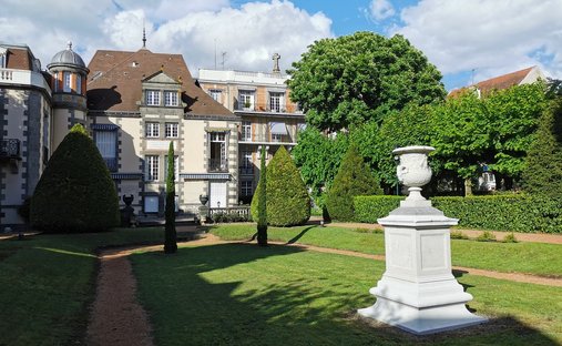 Apartment in Marche, Vichy, France 1