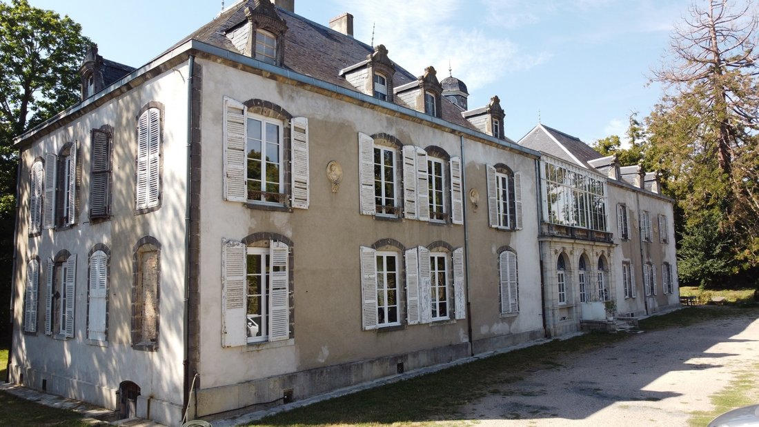 A Timeless Château Where Renaissance Whispers Meet 19th-Century Grandeur