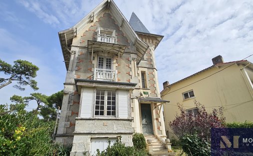 Villa in Le Fief-La Garenne, Royan, France 1
