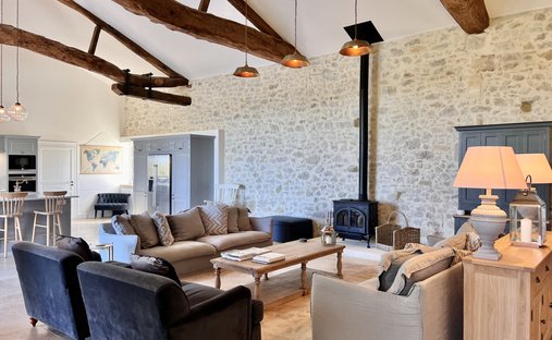 Castle for Sale in Monségur, Nouvelle-Aquitaine, France