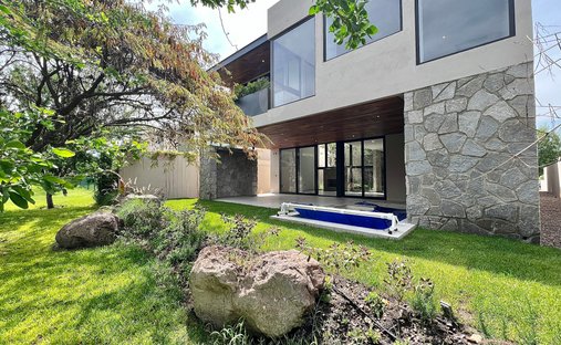 House in Santiago de Querétaro, Querétaro, Mexico 1